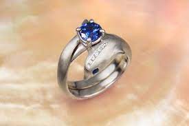 Unique And Majestic The Dolphin Bridal Set Allows For A Wedding Band To Fit Within The Engagement Ring Right U Dolphin Jewelry Stunning Jewellery Dolphin Ring