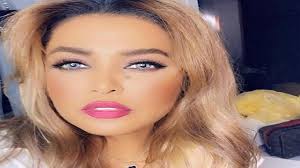 لحظة وصول الفتاة السعودية رهف القنون الهاربة من أسرتها إلى مطار تورونتو في كندا. Ø§Ù„Ø­Ø¯Ø« Ø£ÙˆÙ†Ù„Ø§ÙŠÙ† Ø´Ø§Ù‡Ø¯ Ø¯Ø§Ø¹ÙŠØ© Ø³Ø¹ÙˆØ¯ÙŠ ÙŠÙ…ØªØ¯Ø­ Ø§Ù„ÙÙ†Ø§Ù†Ø© ÙˆØ¹Ø¯ Ø¬Ø§Ø¡ØªÙ†ÙŠ ÙÙŠ Ø§Ù„Ù…Ù†Ø§Ù… ÙˆÙ…Ø¹Ù‡Ø§ Ø¹Ù„Ø§Ù…Ø©