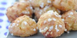 Chouquettes Moelleuses Et Faciles Recettes Recette Recette Recettes De Cuisine Chouquette