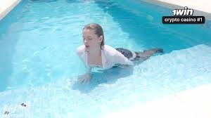 Swimming pool porn videos - Latest swimming pool amateur porn videos |  HobbyPorn