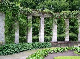 Arch Arches Overgrown Garden Bench Column Columns Greek Ancient Ancientgreekarchitecture Greek Garden Ancient Greek Garden Roman Garden