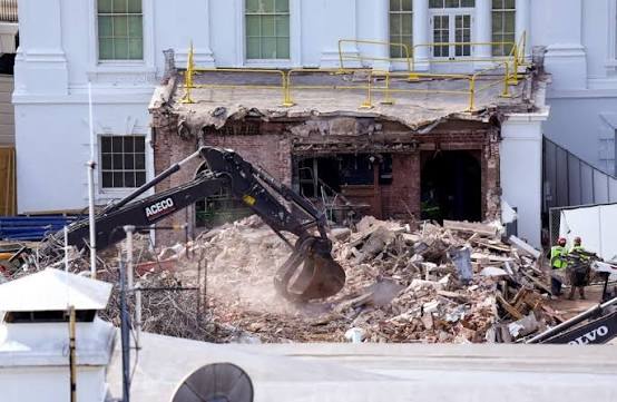 East Wing of White House torn down as Trump clears space for his ballroom | PBS News Hour Classroom