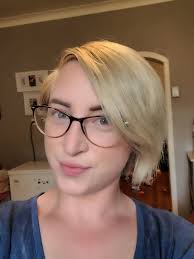 ✨ 💋 𝐌𝐚𝐤𝐞𝐮𝐩 💋 ✨ Dew Skin ~ Light Concealor Pen ~ Light Twin Skin ~  210 (Linen) Brow Pencil ~ Light Brow Gel ~ Clear Classic Eyeshadow Palette  Volumizing Mascara Blush ~ Date Bronzer ~ Dune Lipsheer ~ Lily