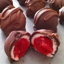 Cerises Enrobees De Chocolat Chocolate Covered Cherries Cooking Chocolate Sweets Recipes