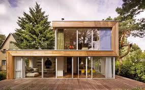 The Bright And Cheerful Family Home Maison Prefabriquee Maison Prefabriquee Bois Maisons Prefabriquees Modernes