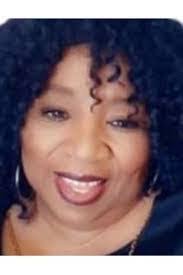 Sarah Richeson's Instagram, Twitter & Facebook