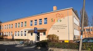 Our top picks lowest price first star rating and price top reviewed. Piknik Rodzinny 1918 2018 Serwis Informacyjny Miasta I Gminy Murowana Goslina