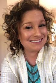 Alison Currie's Instagram, Twitter & Facebook