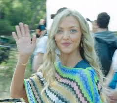 With the arrival of mamma mia! Amanda Seyfried And Meryl Streep In Mamma Mia Sequel Express Digest
