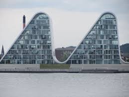 In prima parte a anului 2013 mai jos vom incerca sa va prezentam in detaliu si cateva dintre cele mai interesante obiective turistice din danemarca. Orasul Vejle Obiective Turistice Danemarca Vejle DeÈ™tepÈ›i Ro