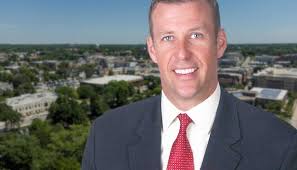 Affluent Chicago Suburb Proposes Allowing Illegals to Live with Residents