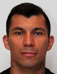 Gary alexis medel soto ''the pitbull'' (born 3 august 1987 in conchalí, santiago), is a chilean football player who plays as defensive midfielder for. Gary Medel Spielerprofil 20 21 Transfermarkt