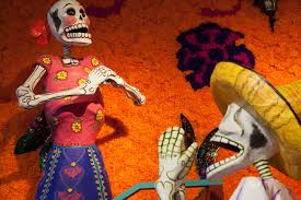 Le jour des défunts ( la fête des morts) se déroule le 2 novembre, c'est un jour de commémoration, de souvenir des morts et un jour de prière pour eux. Tout Savoir Sur La Fetes Des Mort Au Mexique Mag Voyageurs