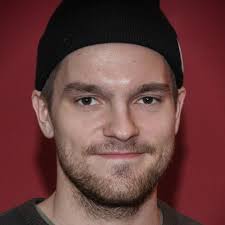 Lovey-Dovey: The Rise of Machines (2023)