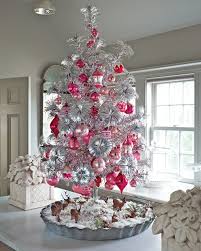 I hope you all enjoy my holiday decor this year! 53 Exciting Silver And White Christmas Tree Decor Ideas Digsdigs