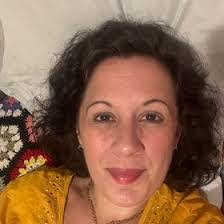 Karen Lamanna's Instagram, Twitter & Facebook