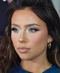 Are there any HMUA available