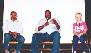 Последние твиты от quinton aaron (@quintonaaron). Local Celebrity Quinton Aaron Gives Back To Combat Bullying Osprey Observer