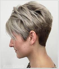 46 Gorgeous Dorothy Hamill Haircuts for the Modern Mature Woman