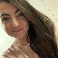 How to help a pitbull and cat become friends?