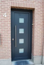 Moderne Voordeur In Deceuninck Pvc Moderne Voordeur Voordeur Ramen En Deuren