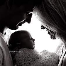 Are you an expecting parent who wants a little bit of help figuring things out? Parents With Newborn Baby Boy Baby Boy Newborn Pictures Baby Pictures Newborn Newborn Photography Girl