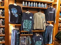 Check out 40 images of new jurassic world merchandise including apparel, action figures, lego lego and hasbro unveiled their upcoming jurassic world products yesterday, but this morning. Photos Islands Of Adventure Jurassic World Merchandise From Universal Orlando Resort Wdw News Today