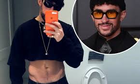 Bad bunny was born as benito antonio martínez he is an actor and composer, known for bad bunny: Bad Bunny Puts His Abs On Display In A Black Crop Top With New Thirst Trap Selfie Daily Mail Online
