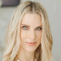 Karen Sechrest's Instagram, Twitter & Facebook