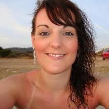 Samantha Trott's Instagram, Twitter & Facebook