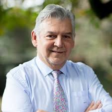 Ariel Ricardo Armel (@arielarmelv)