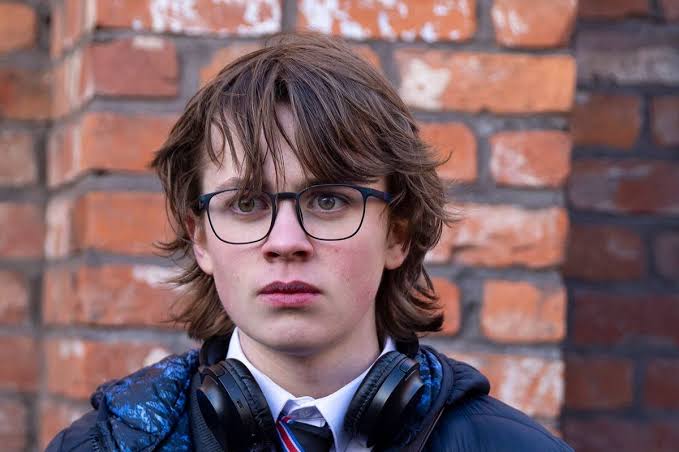 Coronation Street's Sam star celebrates major birthday on set with  'surprise' from legend - Liverpool Echo