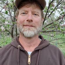 What is the recommended deck stain?