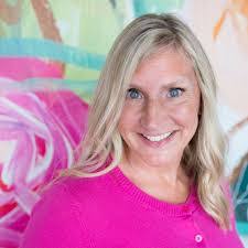 Karen Wooldridge's Instagram, Twitter & Facebook