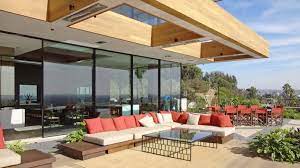 Available with stormwatch protection for coastal areas ( info. Vitrocsa S Sliding Full Height Windows Provide Far Reaching Views For Los Angeles Home