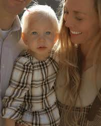 Katie Burchfield (@katieburchfield) • Instagram photos and videos