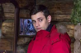 Но в один миг счастливой жизни полины пришёл конец.трагически погибает. Roman Polyanskij Koroleva Banditov Vozvrashenie Korolevy Winter Jackets Canada Goose Jackets Canada Goose