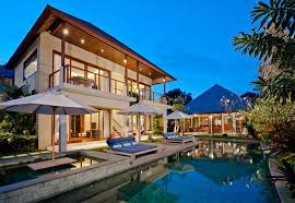 The balinese base their traditional architecture on the hindu theory of balance among man, god and nature. Breathtaking Tropical Bali Villa For Modern Living In The Tropics Home Design Lover
