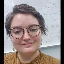 Kelly Merrell's Instagram, Twitter & Facebook