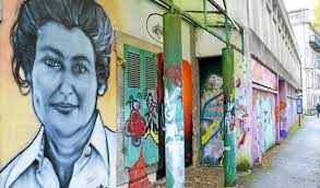 Cours de français en powerpoint. Le Telegramme Quimper Graffeur Et Conseiller Departemental La Ligne De Vie De Thierry Biger