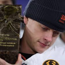 Who fills the Tee Higgins absence?