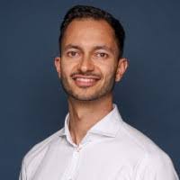 Sean Dippold's Instagram, Twitter & Facebook