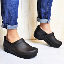 Sousedí po souši s německem, hlavní město kodaň. Dansko Women S Professional Style Clogs Antique Brown Leather Sanitariaweb
