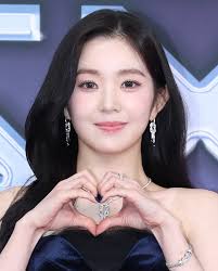 Prada Vogue Korea 2020 #IreneXPrada #PradaFW20 #IRENE #BaeJuhyun #RedVelvet  #아이린 #배주현⁠ #레드벨벳 #レッドベルベット #アイリン #Reveluv #레베럽 #fashion #패션  #irenebaefashion #irenebaefashion_vogue #irenebaefashion_prada  #irenebaefashion_dress ...