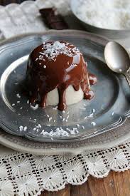 Semoule Au Lait De Coco Et Glacage Chocolat Coco Vegan Glacage Chocolat Desserts Vegetariens Semoule