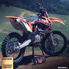 It doesn't fit every rider, but for some it's the perfect balance between too much. 2015 Ktm 350 Sx F Review Vs 2014 450 Sx F Derestricted