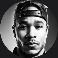 The Dirk Nowitzki statue has been unveiled in Dallas. LEGEND.