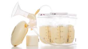 Amamantar y trabajar, el dilema de las madres en periodo de lactancia