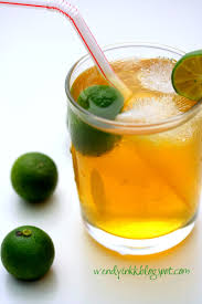 Jeden tag werden tausende neue, hochwertige bilder hinzugefügt. Table For 2 Or More Iced Calamansi Tea