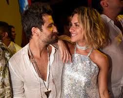 He played rodrigo d'avila in the 2000 series, chiquititas. Giovanna Ewbank E Bruno Gagliasso Estreiam Quadro Sobre Casais Em Isolamento Folha Pe